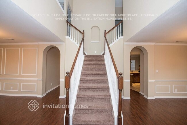 Photo - 1621 Churchill Ln