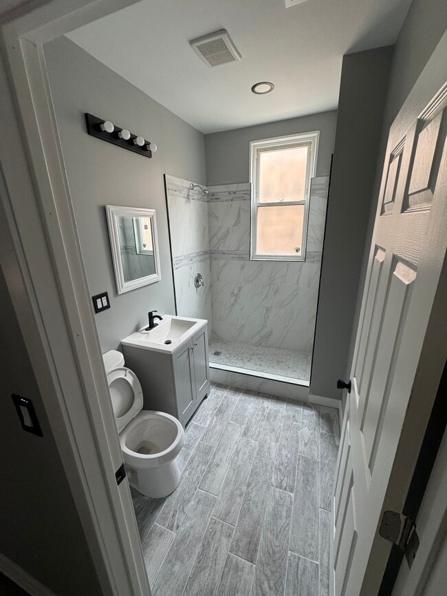 Photo - 3320 W Polk St Unit 3320 w Polk