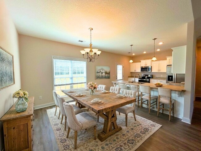 Photo - 103 Old Auburn Ln