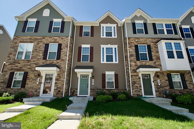 Photo - 74 Caswell Dr Townhome