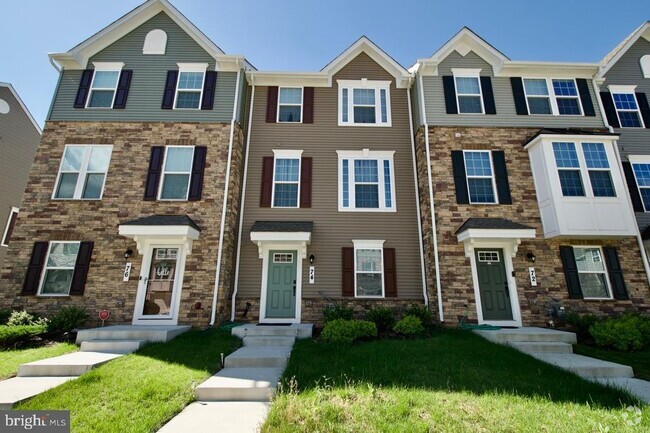 Building Photo - 74 Caswell Dr Rental