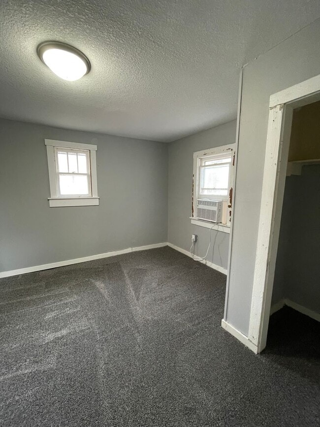 Photo - 215 E Copley Ave