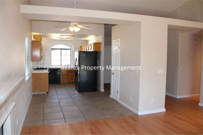Photo - 4 Bedroom/2 Bath Home in Clovis 
(Herndon ...