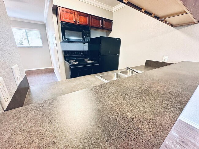 Photo - 805 S Center St Unidad 108