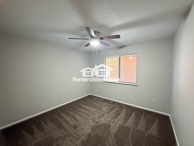 Photo - 6233 Willow Ln