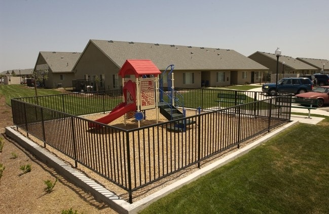 Playground - College Park Apartment Homes