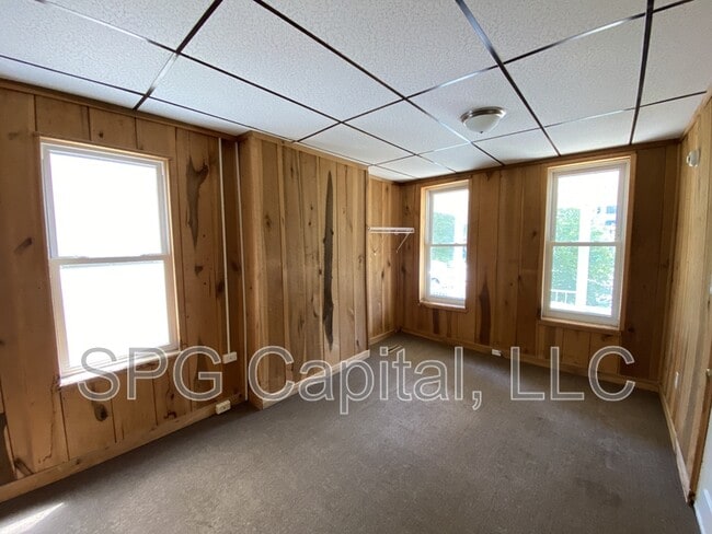 Photo - 245 W Jackson St