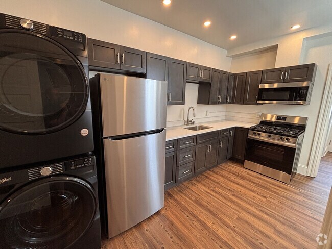 Building Photo - 1028 W King St Unit 1 Rental