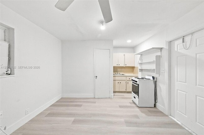 Photo - 596 NW 109th St Unidad 1