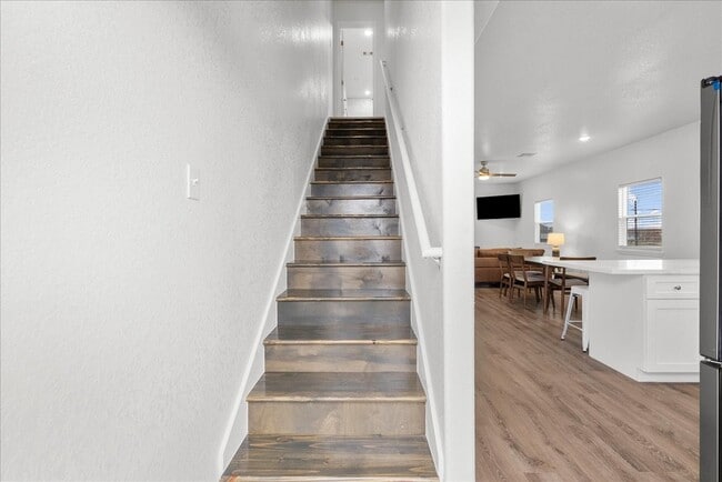 Photo - 913 Bluewater Hwy