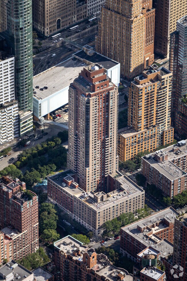 Photo - Liberty Court Apartments