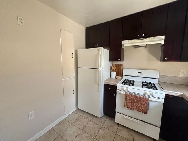 Photo - 4172-4176 CHEROKEE AVENUE Unit 4174