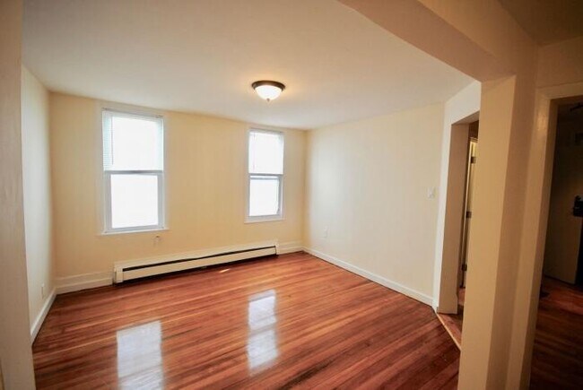Photo - 3 bedroom in Boston MA 02128