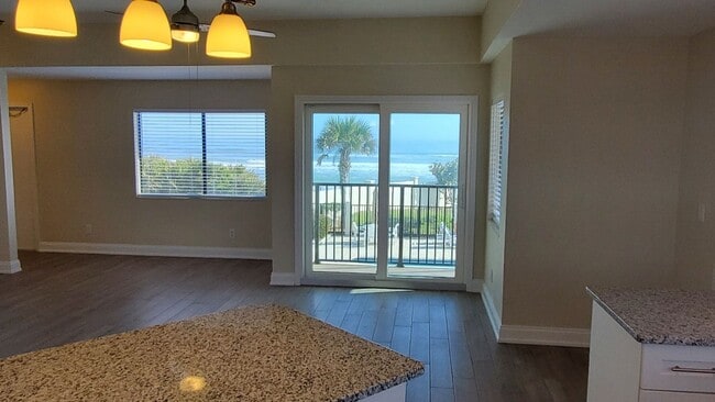 Photo - Oceanfront Poolside 2/2 Condo Unidad 200