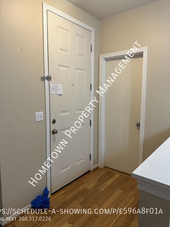 Photo - 4332 Freemont St NE