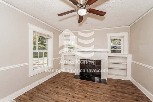 Photo - 621 83rd Pl S