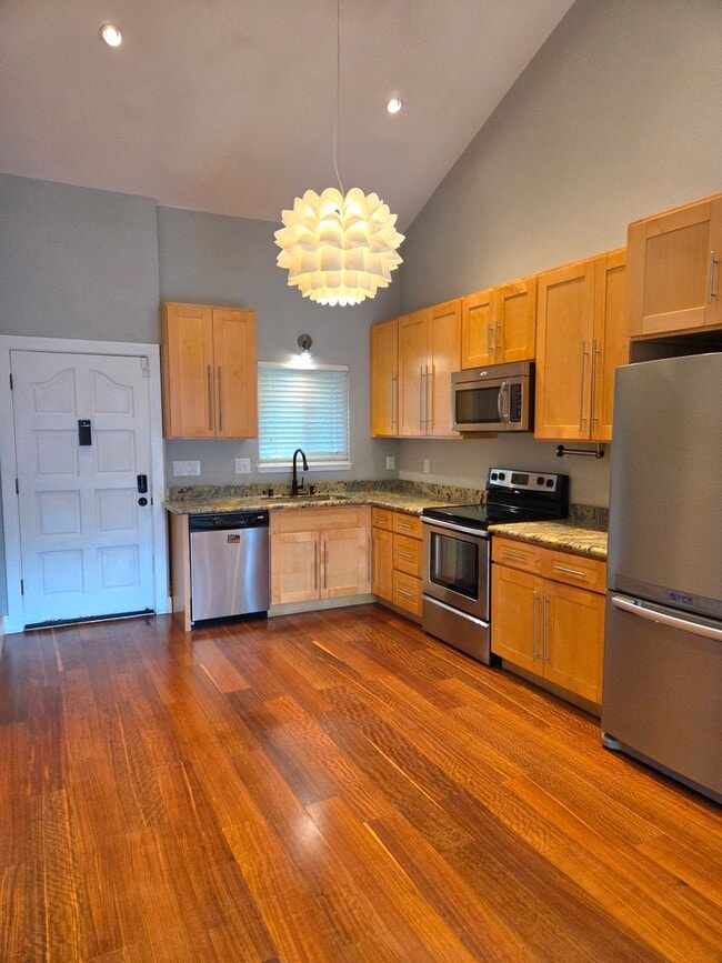 Photo - Gorgeous Updated 2 Bedroom, 2 bath Condo with 1 car garage For Rent in Pleasanton.