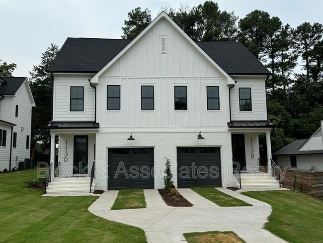 1130 Cedarhurst Drive - 1130 Cedarhurst Drive House