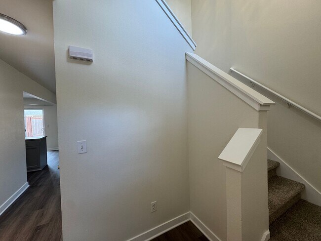 Photo - 943-945 99th St E Unit 945