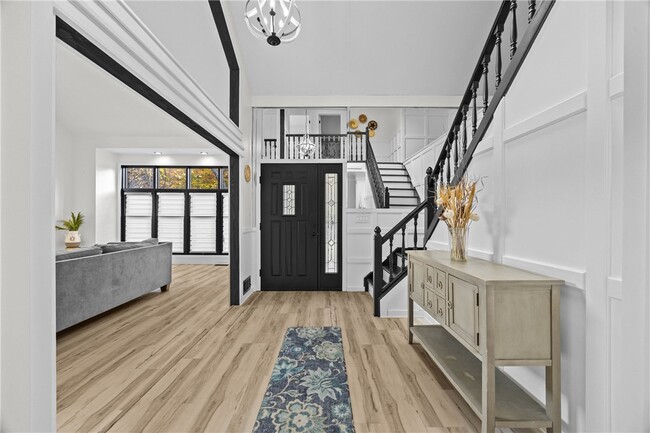 Photo - 112 Heather Ridge