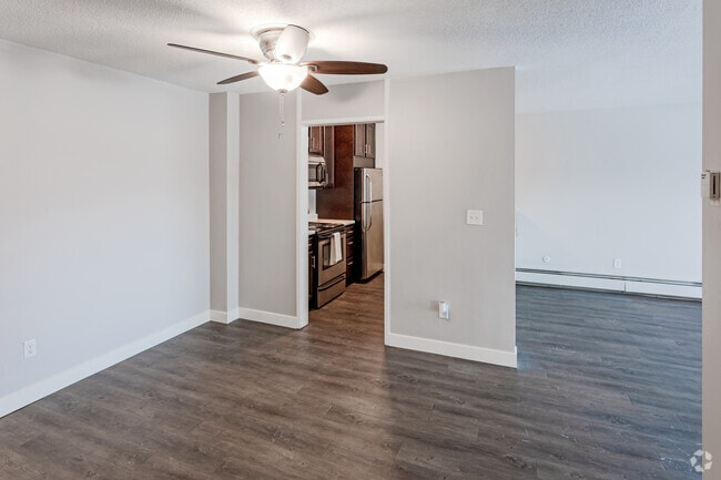 2BR, 2BA