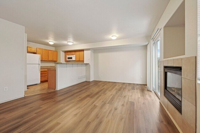 Photo - Wonderful End-unit townhome that backs to beautiful open space!
