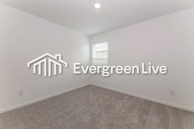 Photo - 2041 Welsh Ln