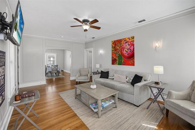 Photo - 3315 Rogers Ave