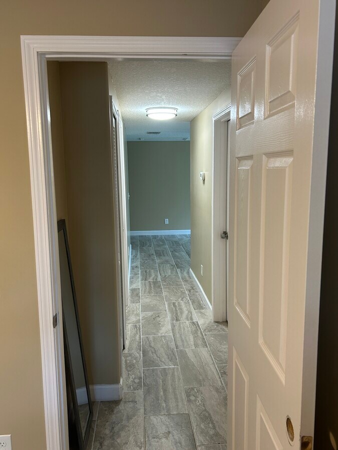 Photo - 294 Lee Dr