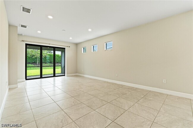 2244 Yellowfin Cir
