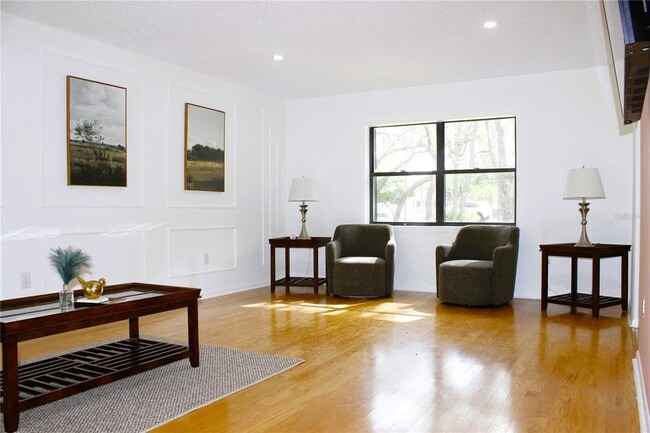 Photo - 3201 Bartlett St