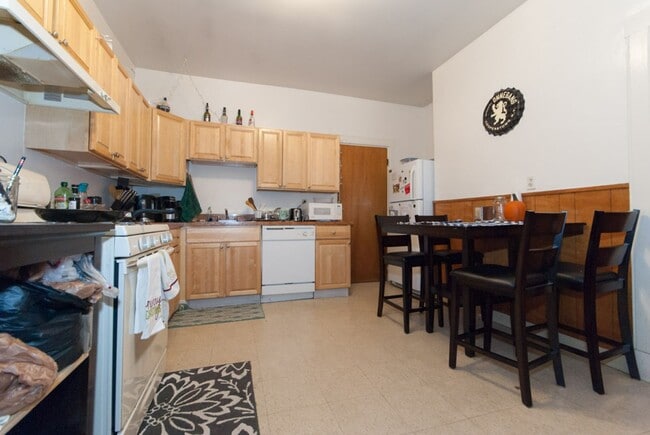 Photo - Sunny 2 Bed in Allston | Hardwood Floors | Dishwasher | 9/1