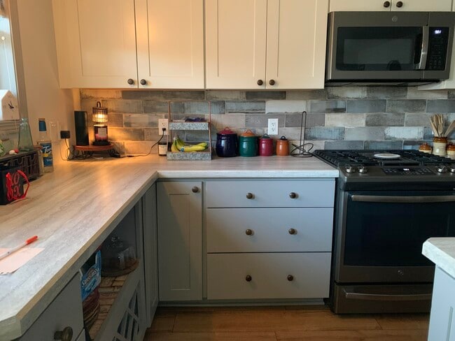 Photo - 401 Spring St