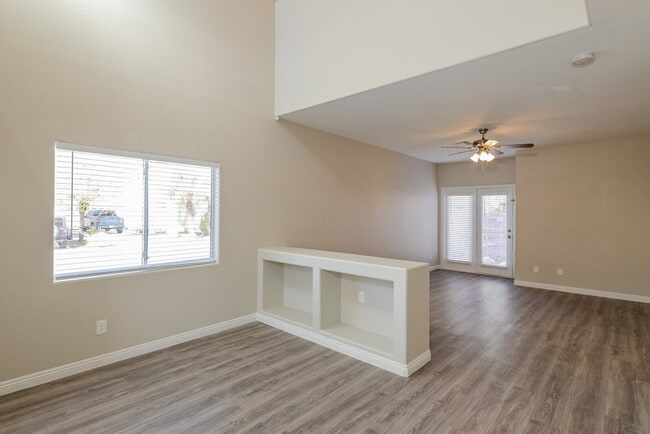 Photo - 1132 Aldenwood Ave