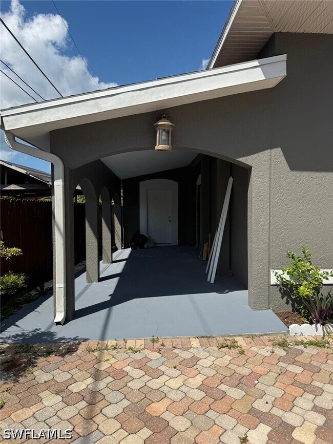 5248 Confederate Dr