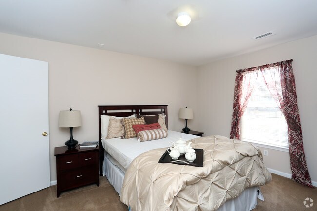 West Creek Village Apartments For Rent in Elkton, MD
