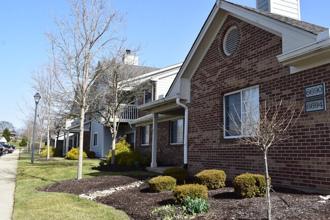 outside, Front - 6690 Wareham Ct Unit 6690