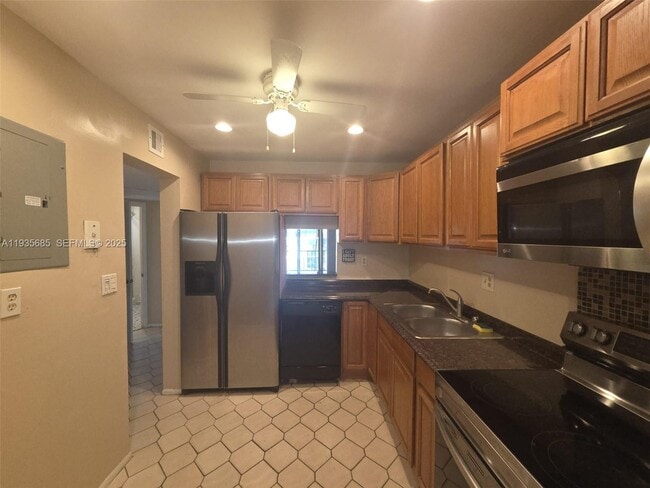 Photo - 8020 N Colony Cir Unit 305
