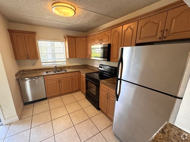 Building Photo - 2850 Somerset Park Dr Rental