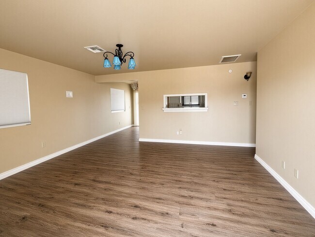 6370-6370 Tamarisk Ave Unidad 6368
