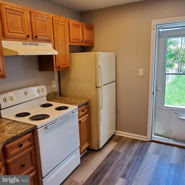 314 S Locust St