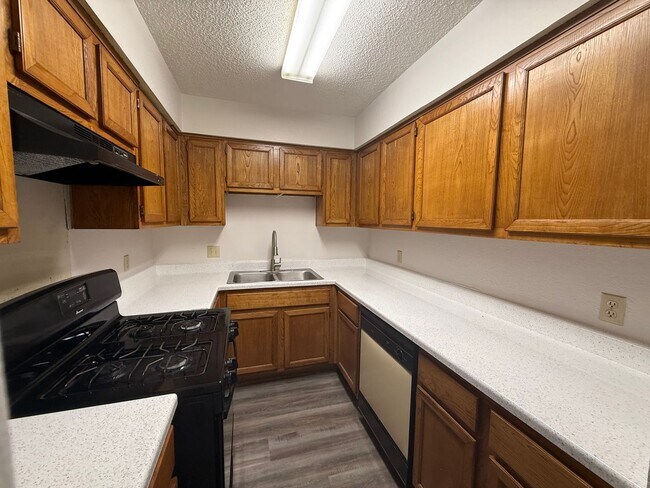 Photo - 512 Willowbend Cove Unit 1