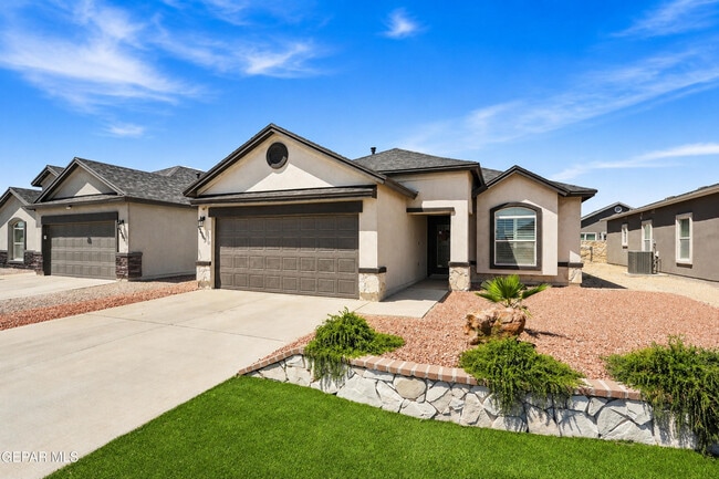 13965 Margaret Ponce Ave