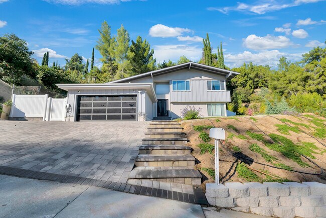 Photo - 19653 Valdez Dr