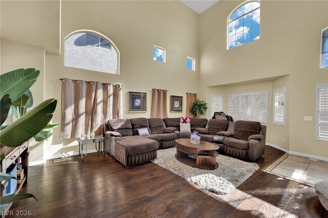 Photo - 3214 E Rutledge Dr