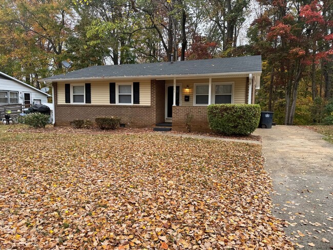 Charming 3-Bedroom Home in Winston-Salem! - Charming 3-Bedroom Home in Winston-Salem!