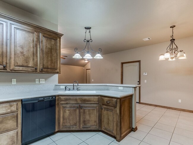 2409 Kyle Robert Ln