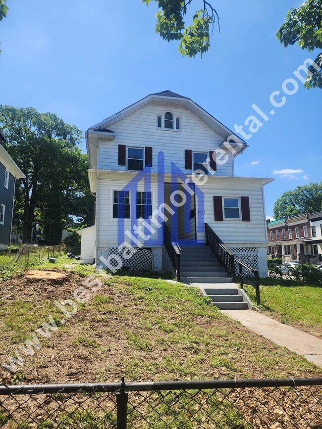 Spacious 8 Bedroom Single Family House in ... - Spacious 8 Bedroom Single Family House in ...