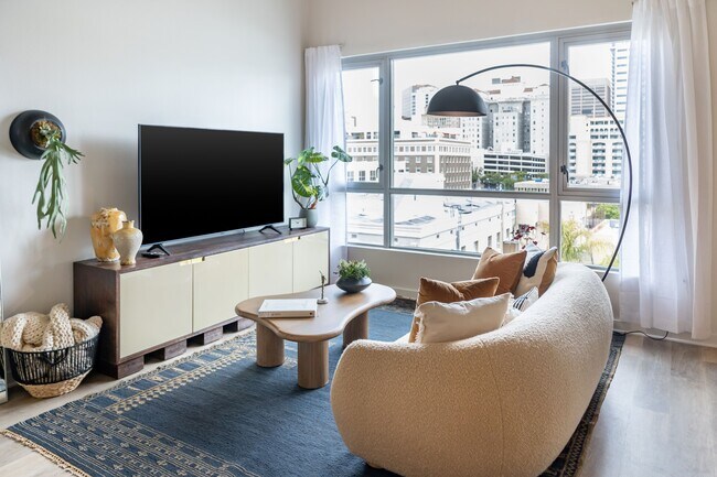 Nova Apartment Homes