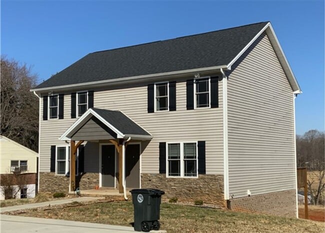 Photo - 1202 Wood Rd Apartamento Unidad B